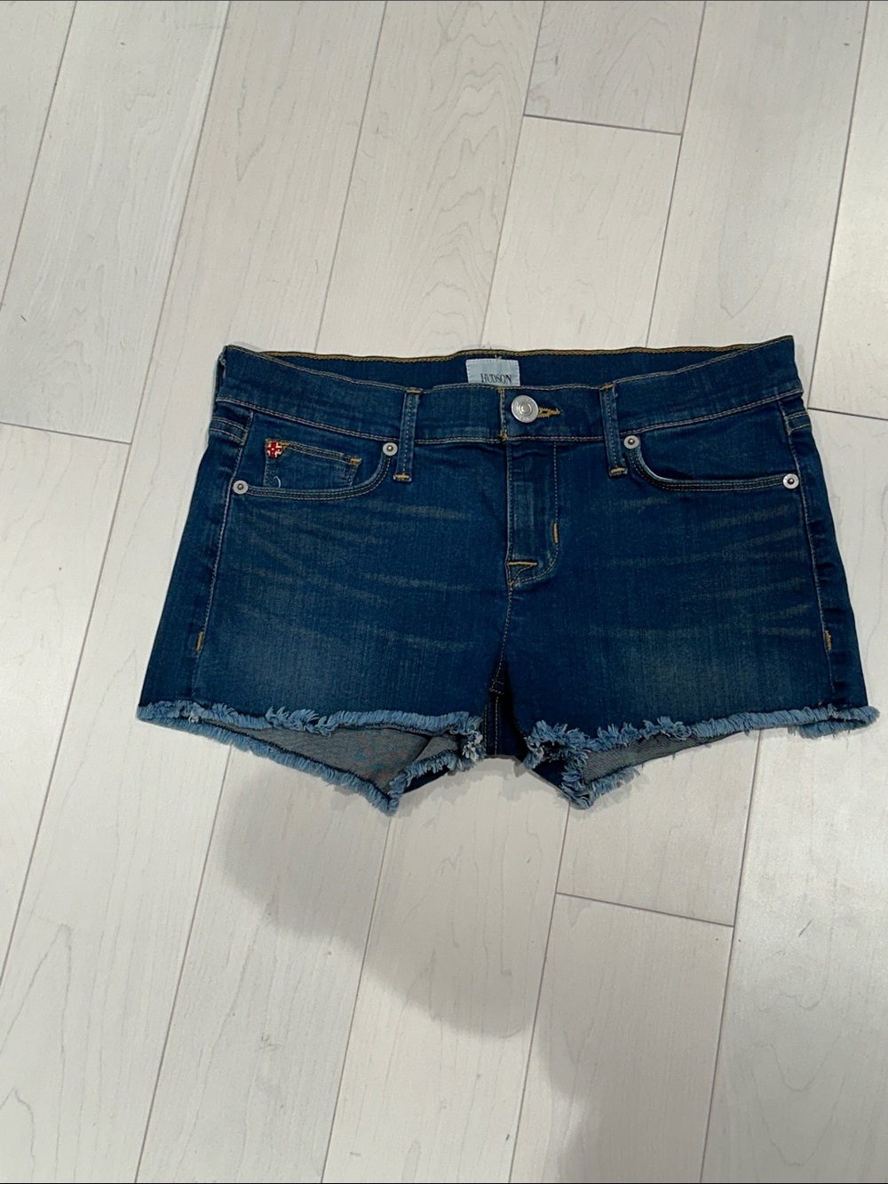 Hudson Dark Blue Denim Frayed Hem Women's Shorts - size 25